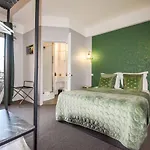 Azur Centre 3*