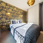 Azur Centre فندق 3*
