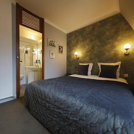 Azur Otel 2*