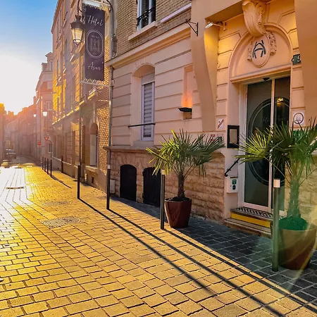 Hotel Azur Centre 3*