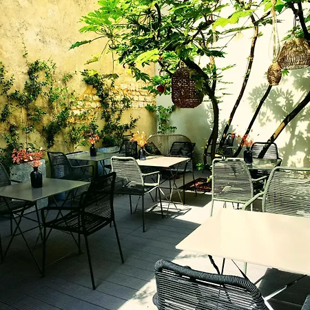 Azur Centre Hotel 3*