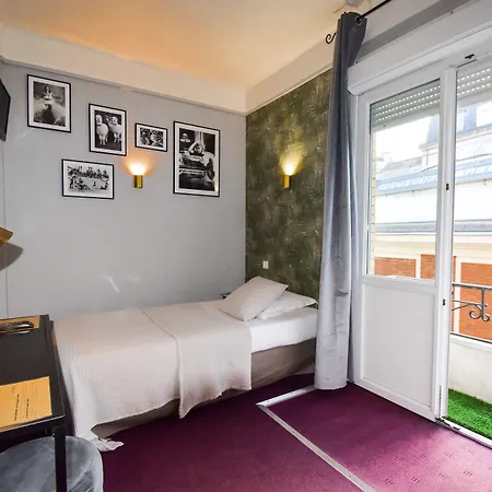 Otel Azur Centre Reims
