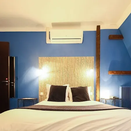 Azur 2* Reims